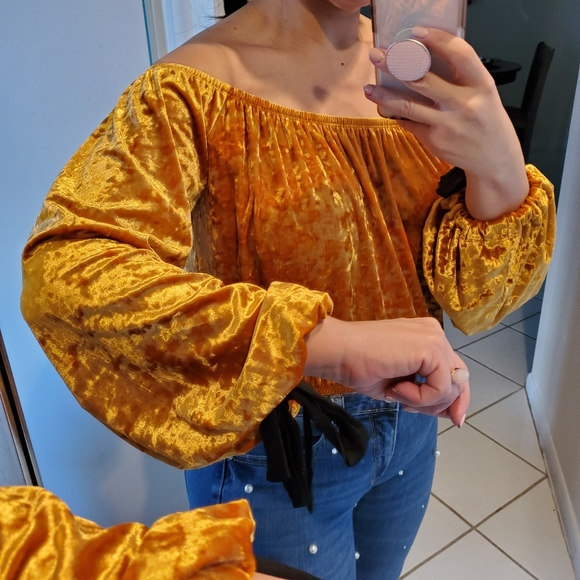 FOREVER 21 VELVET CROP TOP - Picture 8 of 8